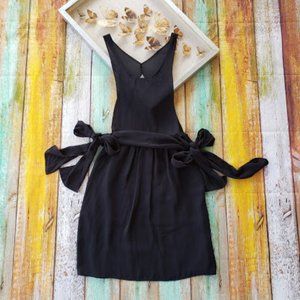 Maria Luisa Black Pinafore Keyhole Back Dress 2/4